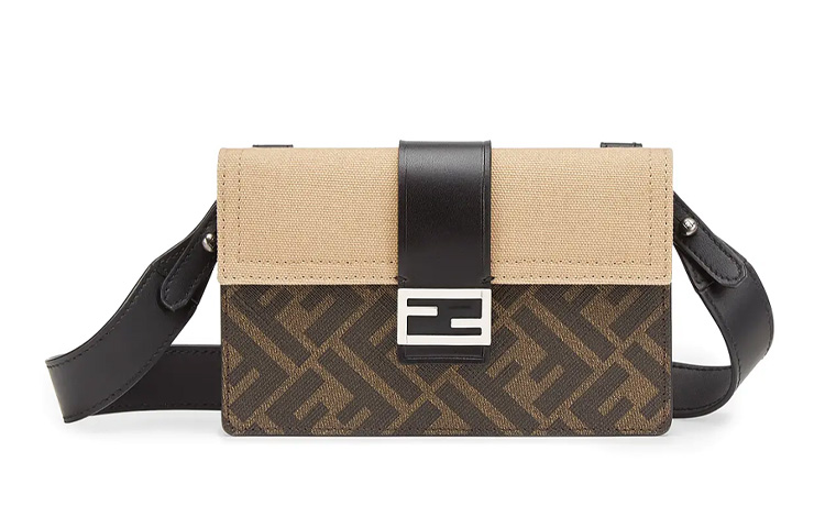 FENDI Baguette ポシェット FENDI Baguette Crossbody Bags - POIZON