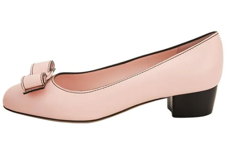 ferragamo mary jane
