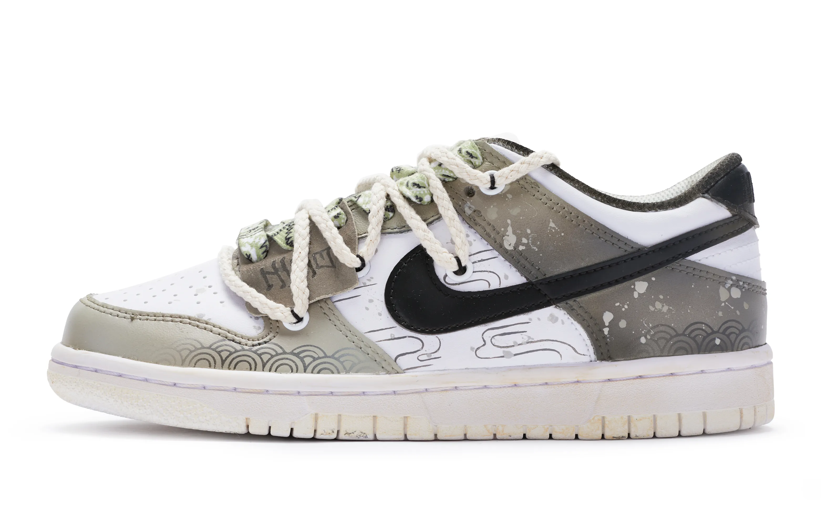 Nike Dunk Skateboarding Shoes Women's POIZON