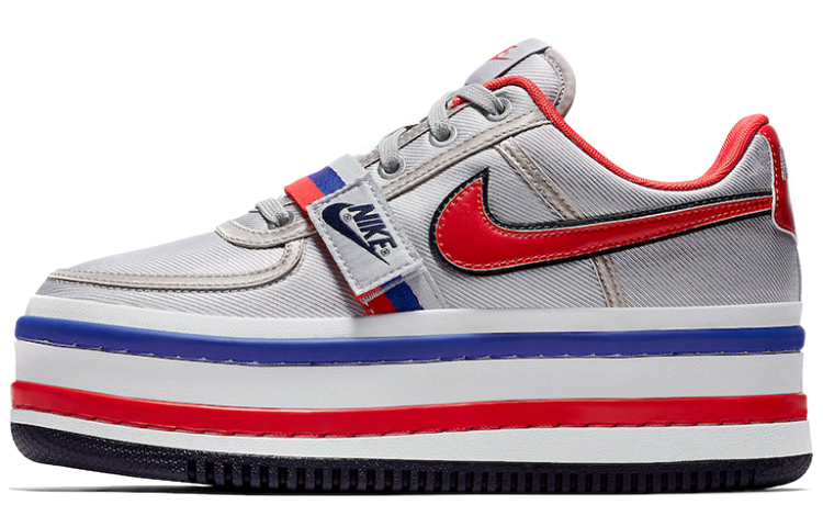 人気話題！Nike Wmns Vandal 2K llic Silver University Red Nike Women's Vandal 2K 'Metallic Silver & University Red