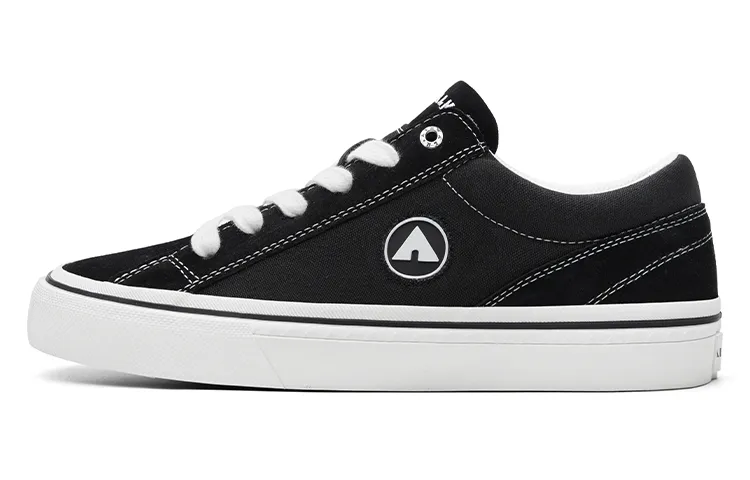 airwalk canvas low trainers