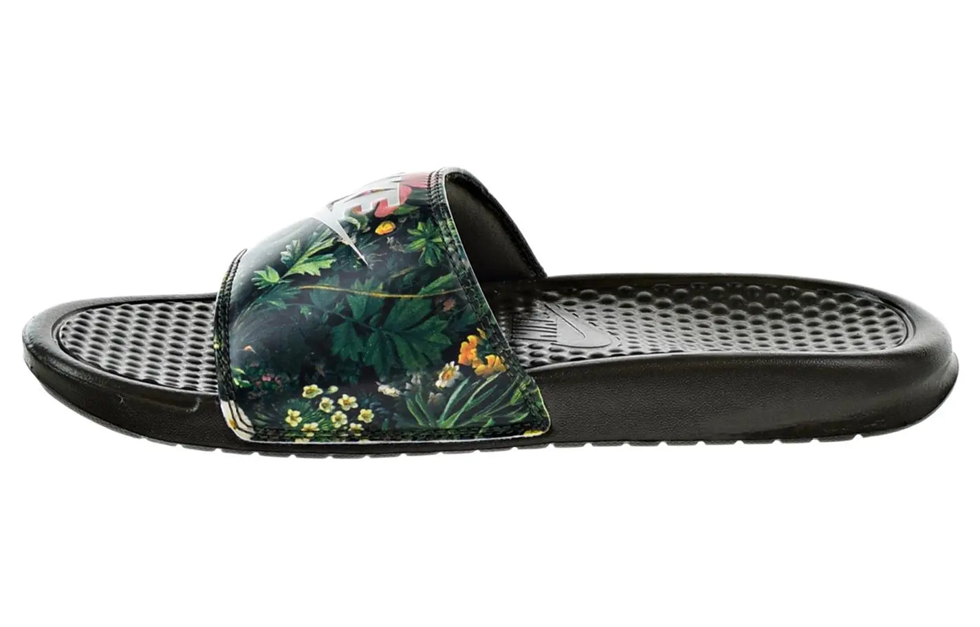 benassi nike flip flops