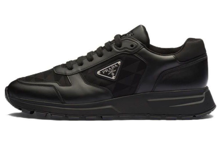 【PRADA】Baskets リナイロンシューズ/送料込 楽天市場】未使用 プラダ PRADA スニーカー 靴 シューズ ロゴ