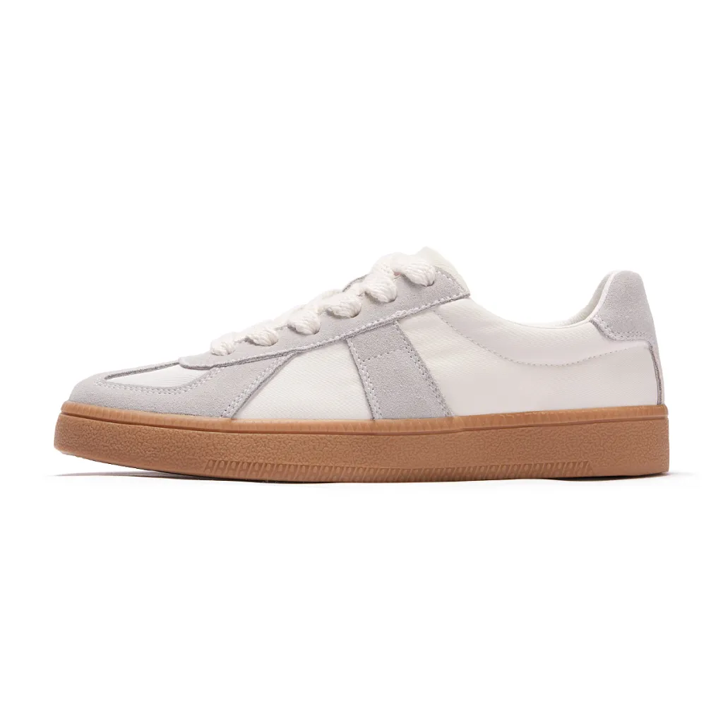 Hotwind Skateboard Shoes Women's Low-Top POIZON