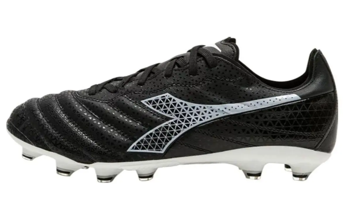 diadora football shoes