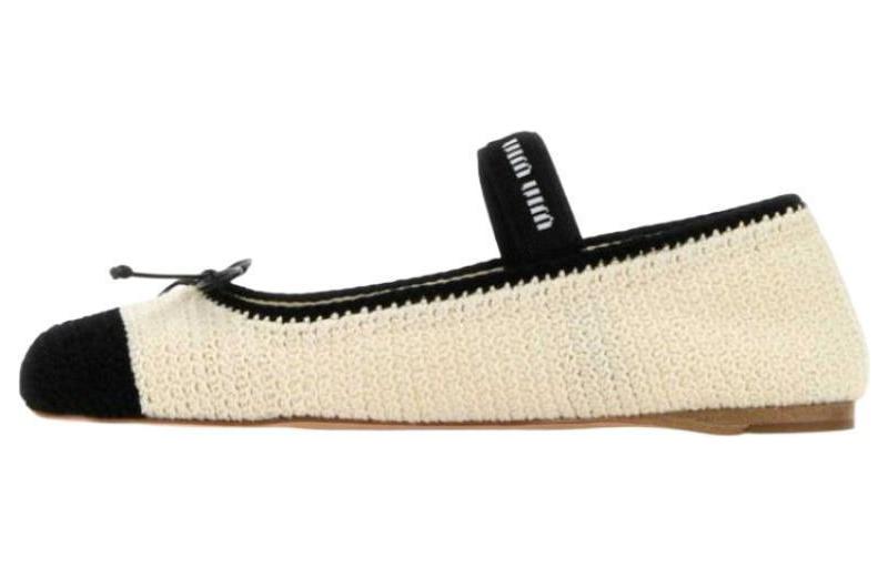 miumiu Crochet knit ballet flats バレエシューズ Miu Miu Ballerina in white and black crochet knit | TheDoubleF