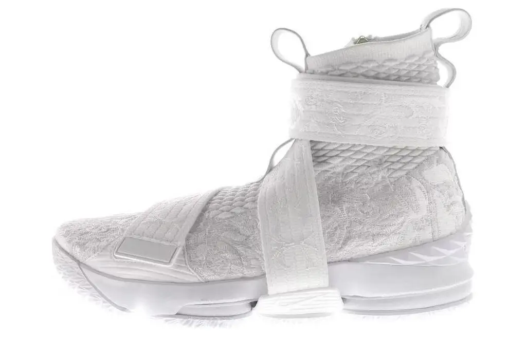 size 15 nike lebron shoes