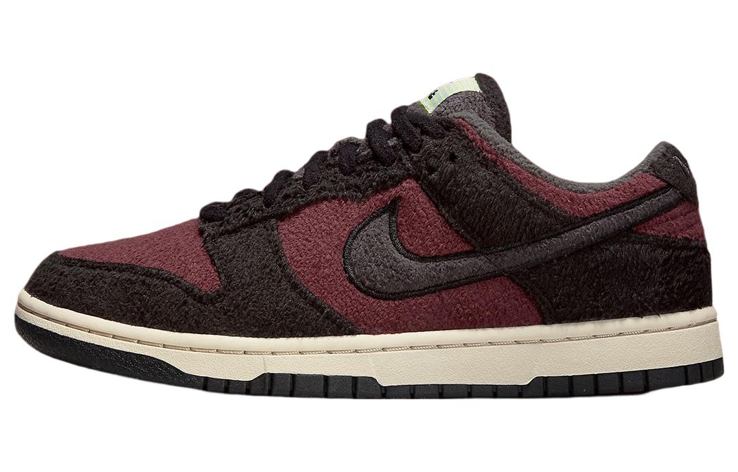 ★NIKE★大人気★WMNS DUNK LOW SE \