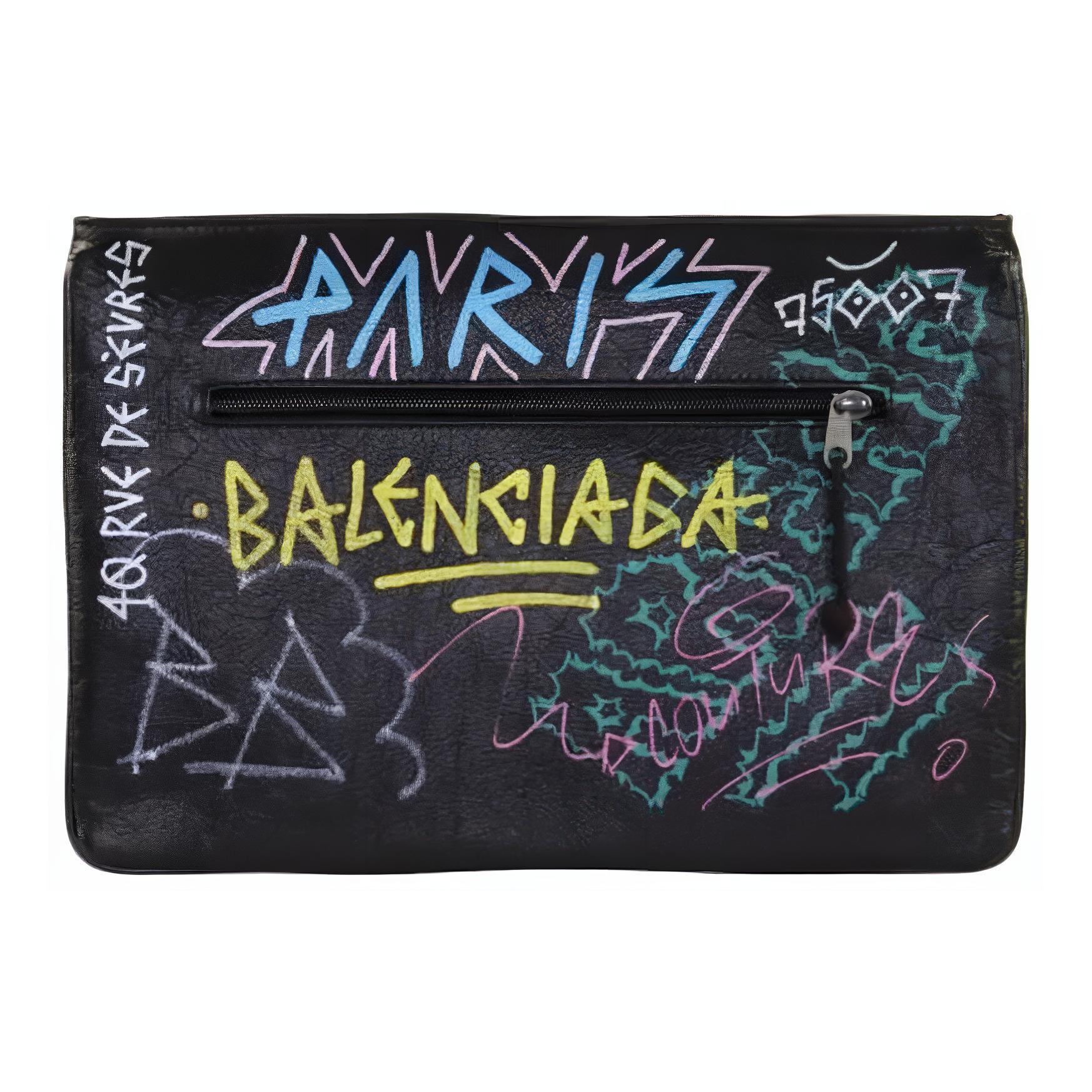 Balenciaga Clutches Bags Men on Sale & Authentic - POIZON
