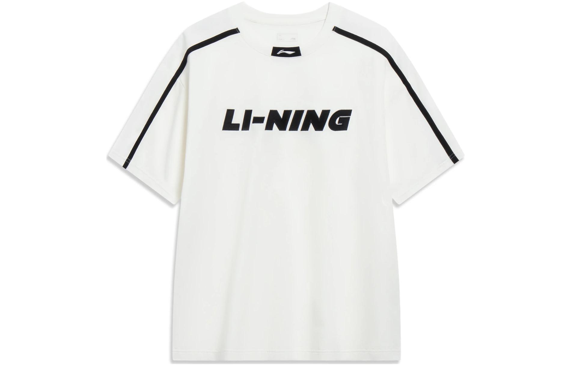 Relaxed Fit Short Sleeve Graphic T-shirt - White | Levi's® US