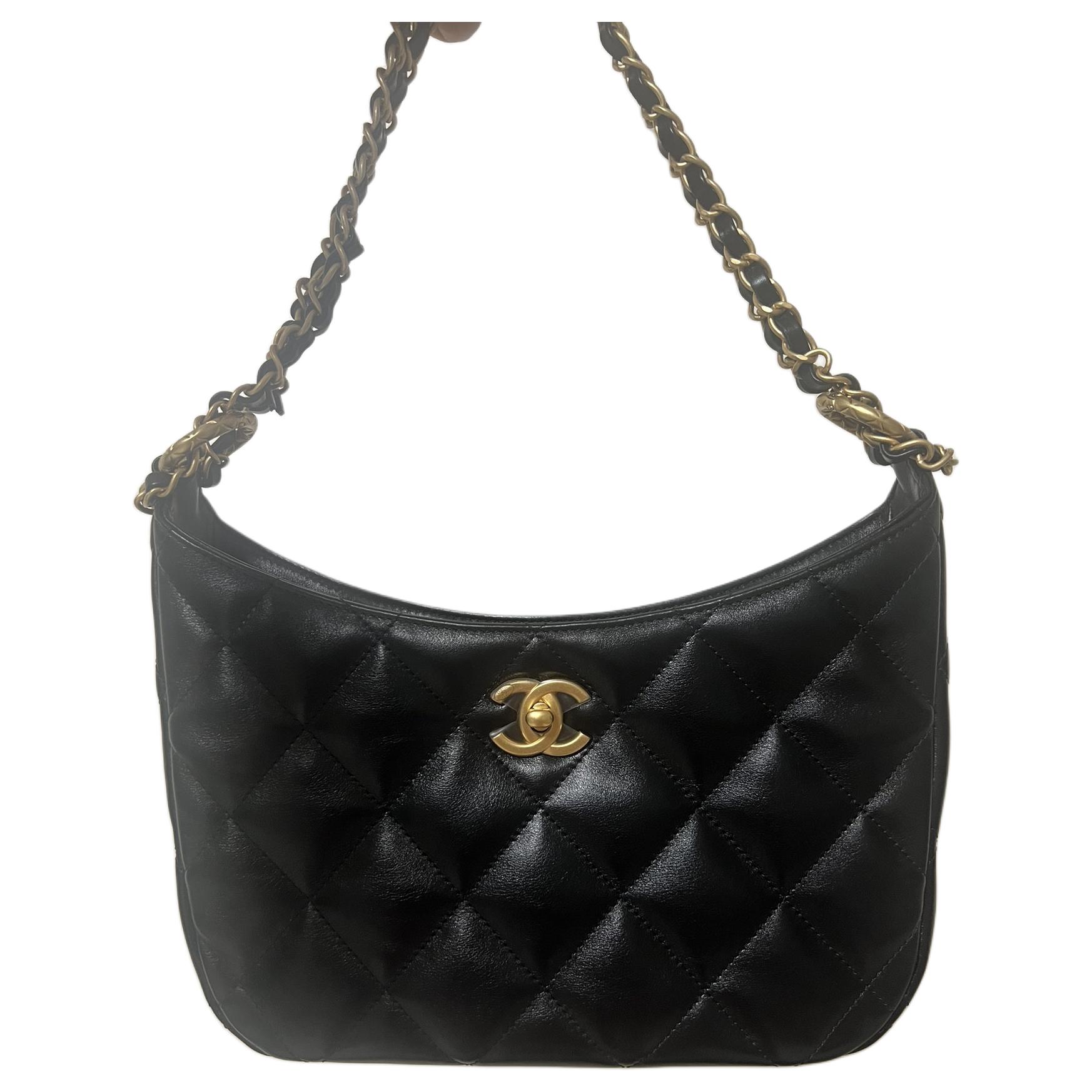 CHANEL Diamond Pattern Shoulder Bag Women's Black - POIZON