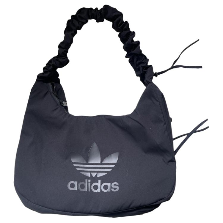 大人気 ★adidas★ ラージ 雲 ショルダーバッグ 2WAYバッグ 期間限定】海外限定 アディダス 雲 ショルダーバッグ 2WAYバッグ