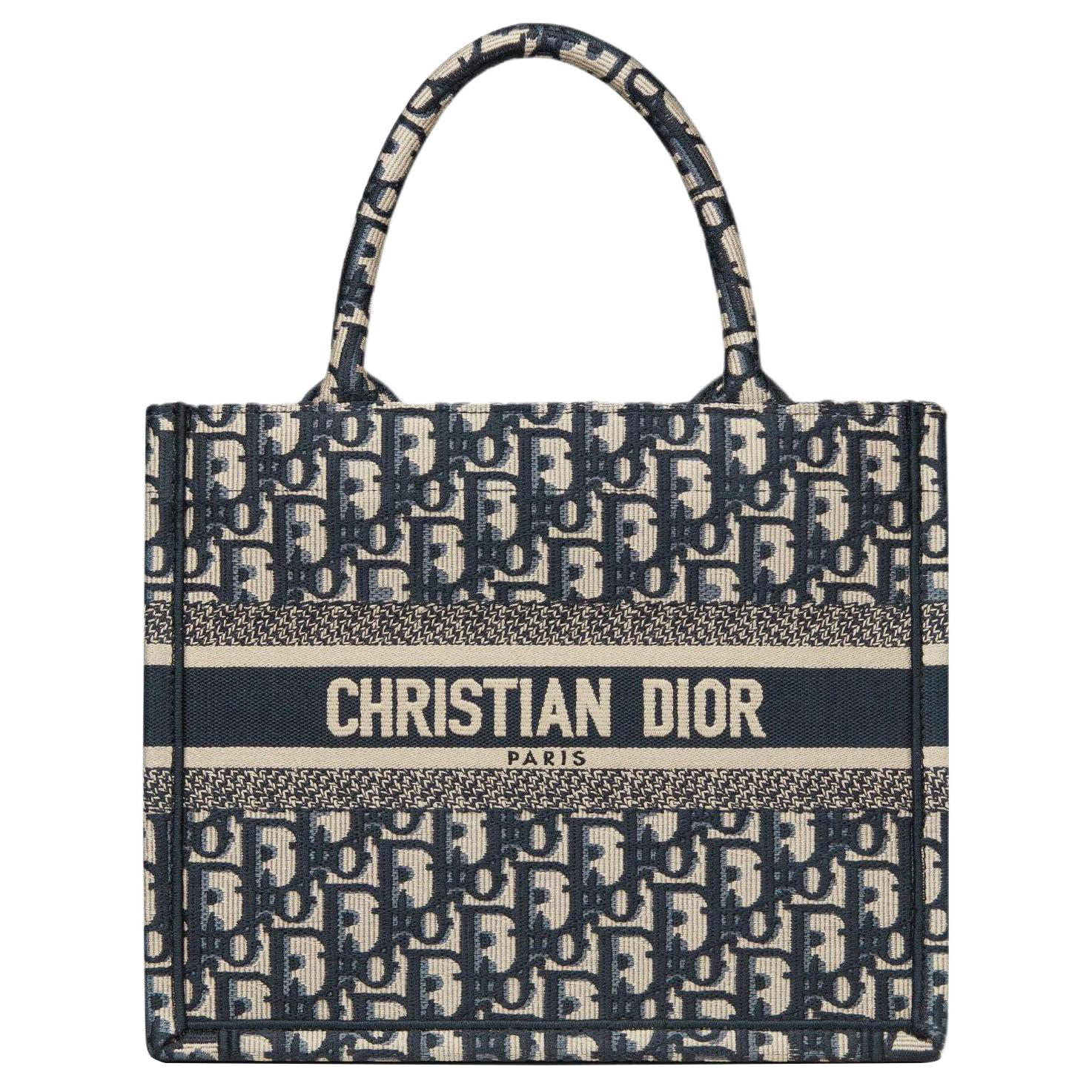 【関税込み】Dior Book Tote バッグ ミディアム Dior oblique DIOR Small DIOR Book Tote Oblique Embroidery - POIZON