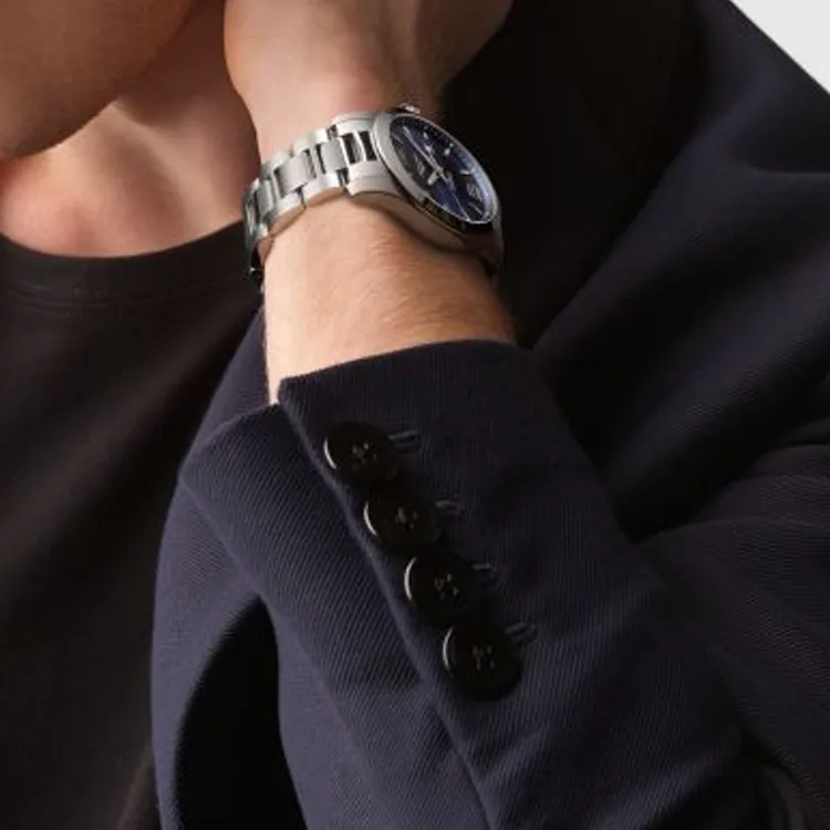LONGINES Conquest L3.778.4.96.6-7