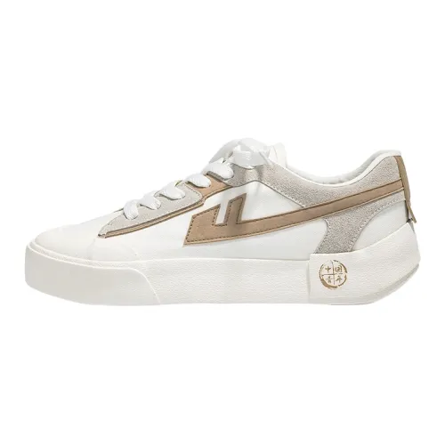 Warrior Sky Power Chinoiserie Collection Round Tip With Small Heel Low Top Retro Sports Canvas Shoes Unisex White Khaki