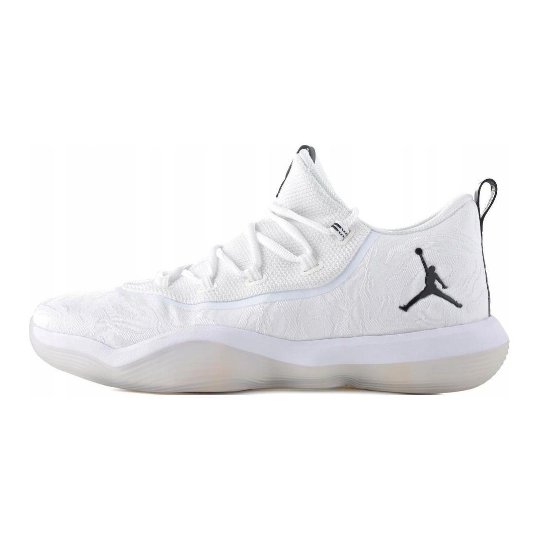 Jordan superfly black and white deals