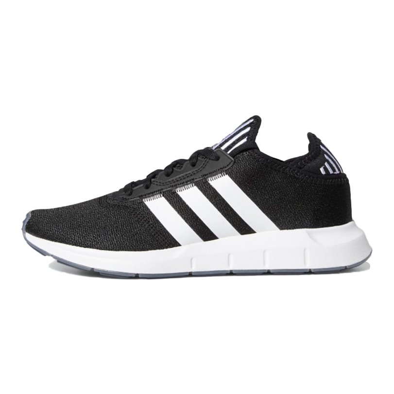 Originals swift run white black best sale