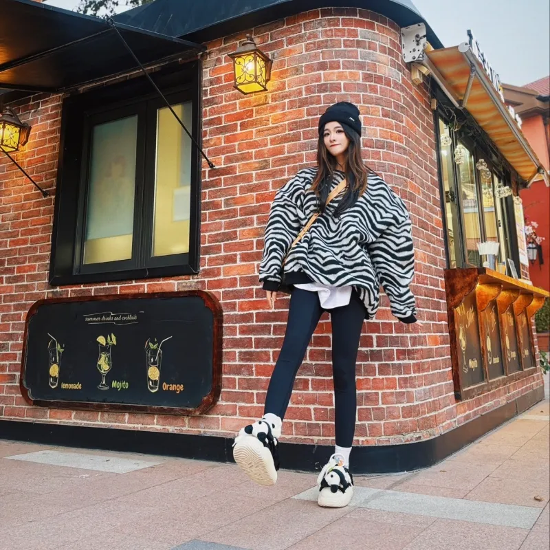 PEAK Beanies Unisex-1