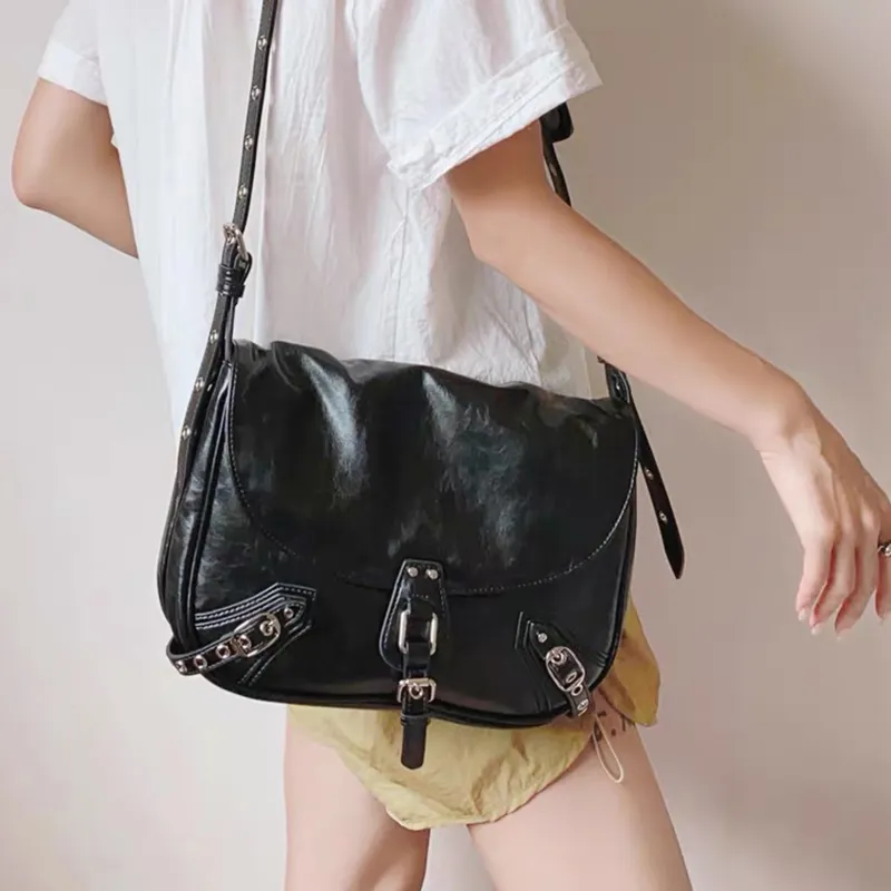 UNITE STAR PU Waxed Leather Messenger Bag Crossbody Handbag Shoulder Bag Medium Size Women's Black-5
