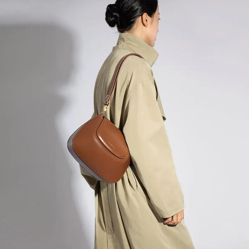 VENOF Cow Leather Shoulder Bag Small Size Women's Ivy Red/Van Dyke Brown/Martini Green-15
