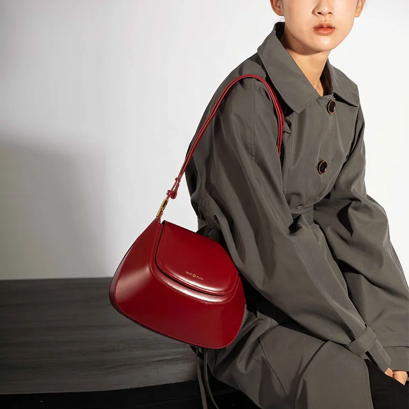 VENOF Cow Leather Shoulder Bag Small Size Women's Ivy Red/Van Dyke Brown/Martini Green-5