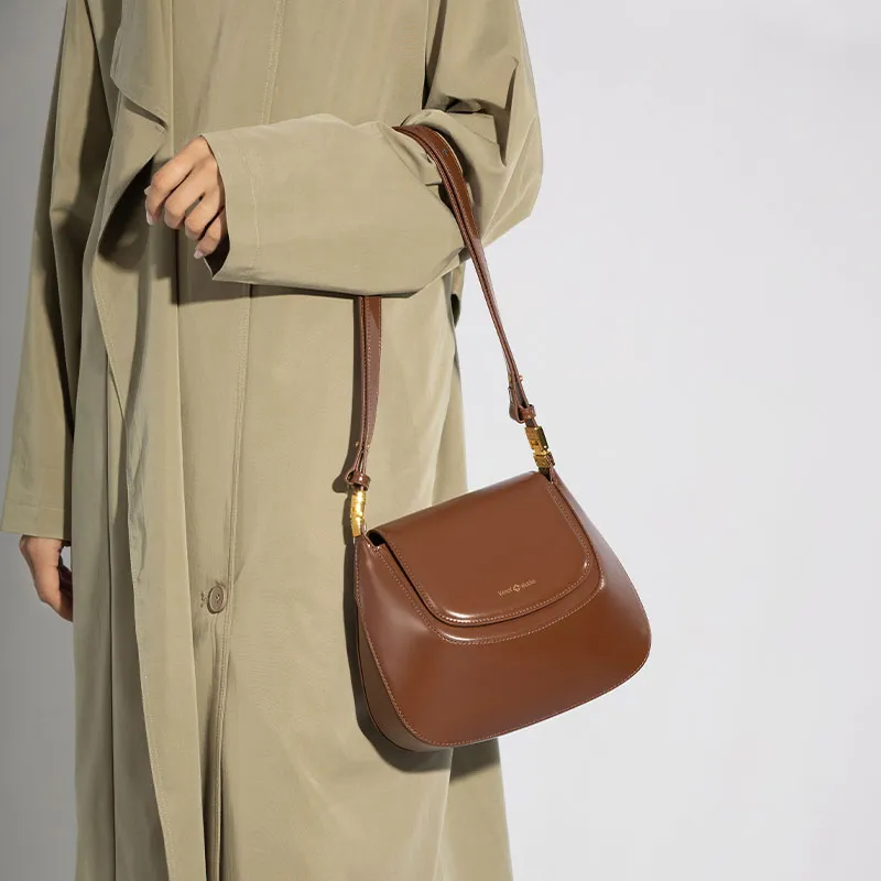 VENOF Cow Leather Shoulder Bag Small Size Women's Ivy Red/Van Dyke Brown/Martini Green-14