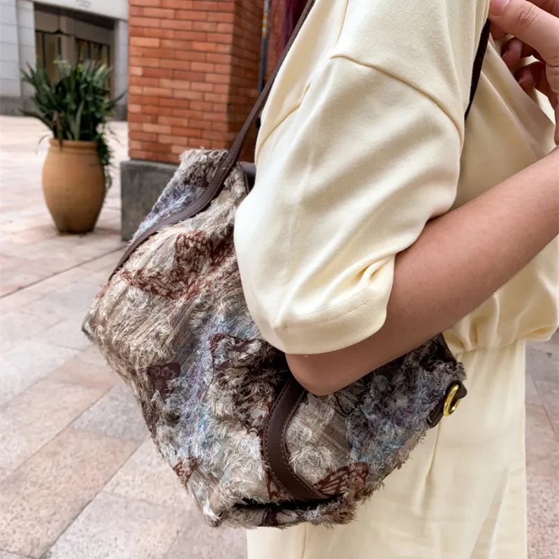 MACKJANICE Shoulder Bags Coffee Butterfly-6