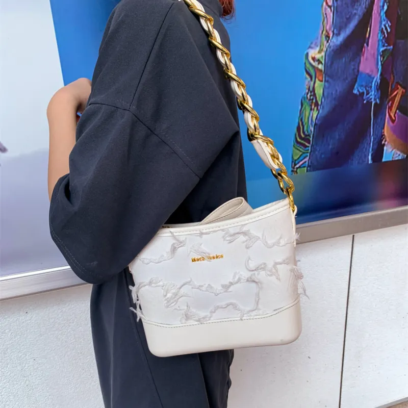 MACKJANICE Polyurethane Synthetic Leather Shoulder Bag Women's Fringe White-5