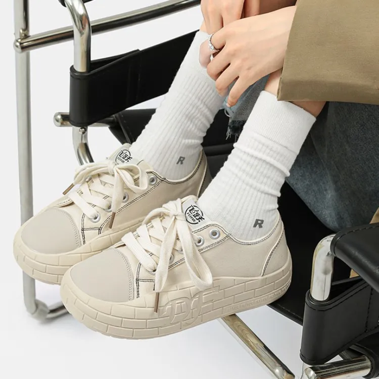Dafu Leaps Forward Non slip Breathable And Wear resistant Low Top Skateboard Shoes Women's Beige-2