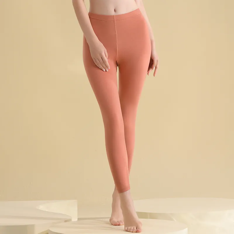 Yi Fen Women's Thermal Pants-1