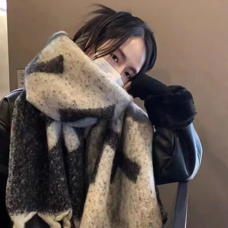PLAN IN Polyester Knit Scarves Unisex-1