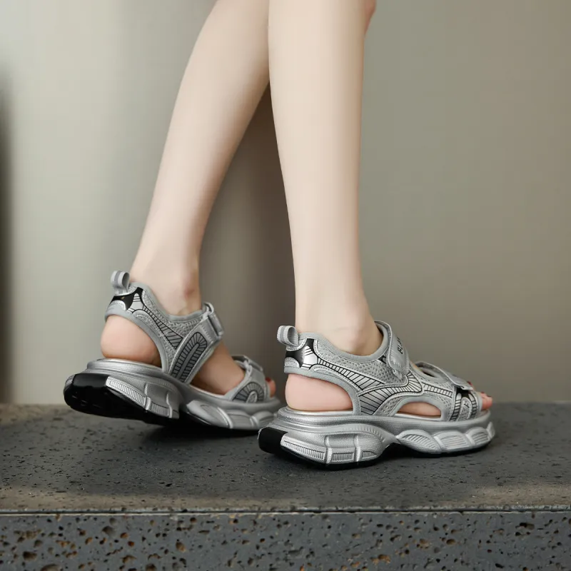 GEMEIQ Beach Sandals Women's Black/White/Silver-18