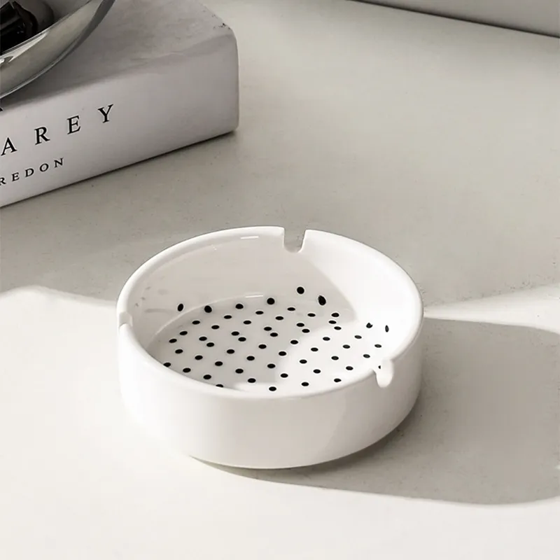 STUFFER Ashtrays-1