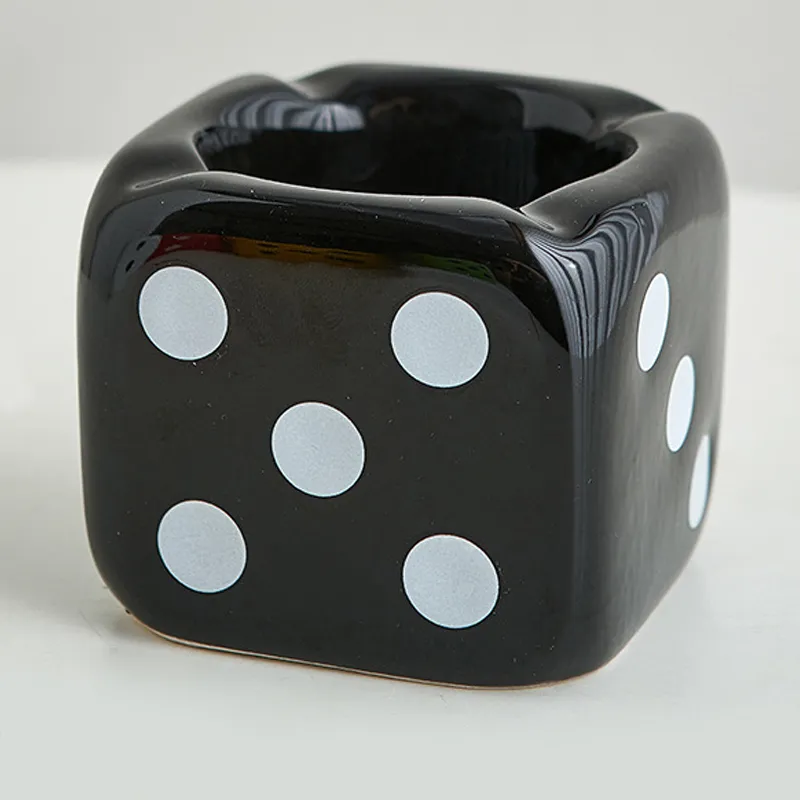 STUFFER Ashtrays-1