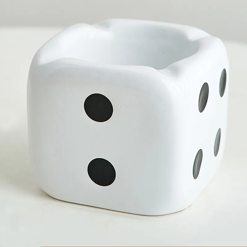 STUFFER Ashtrays-3