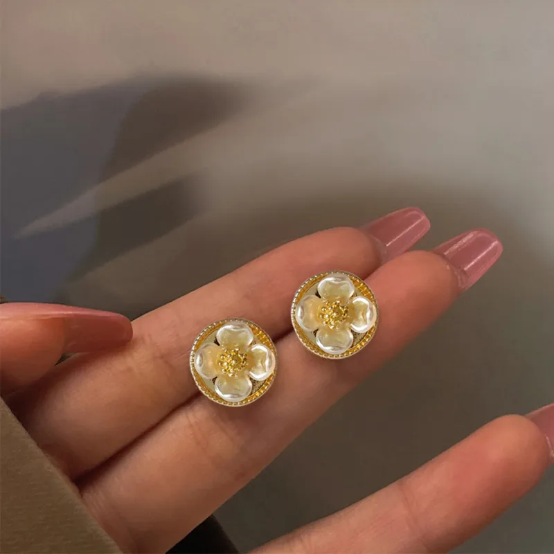 Zoo Jewel Alloy Stud Earrings Women's-2