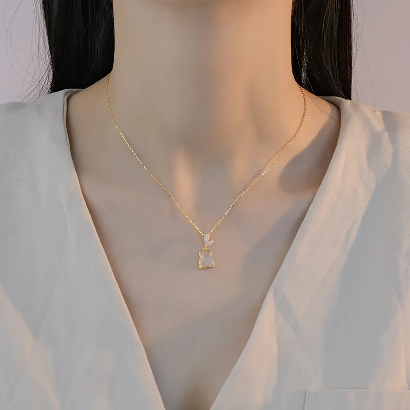 Zoo Jewel Chalcedony Necklaces Women's-1