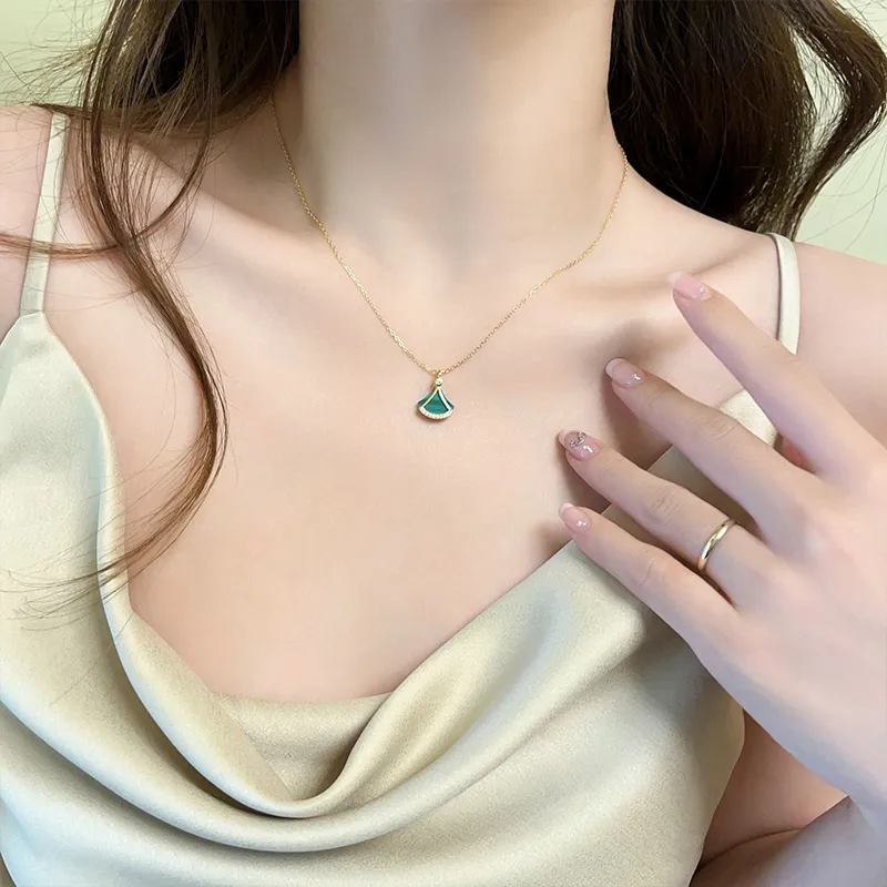 Zoo Jewel Malachite Necklaces Women's-1