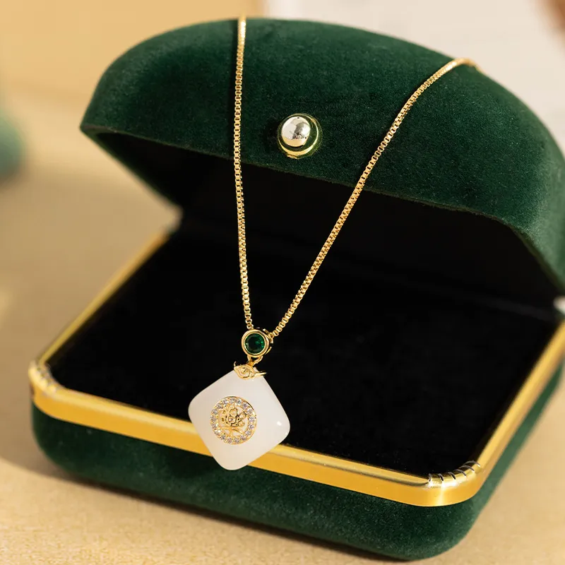 Zoo Jewel Copper Alloy Necklaces Women's-6