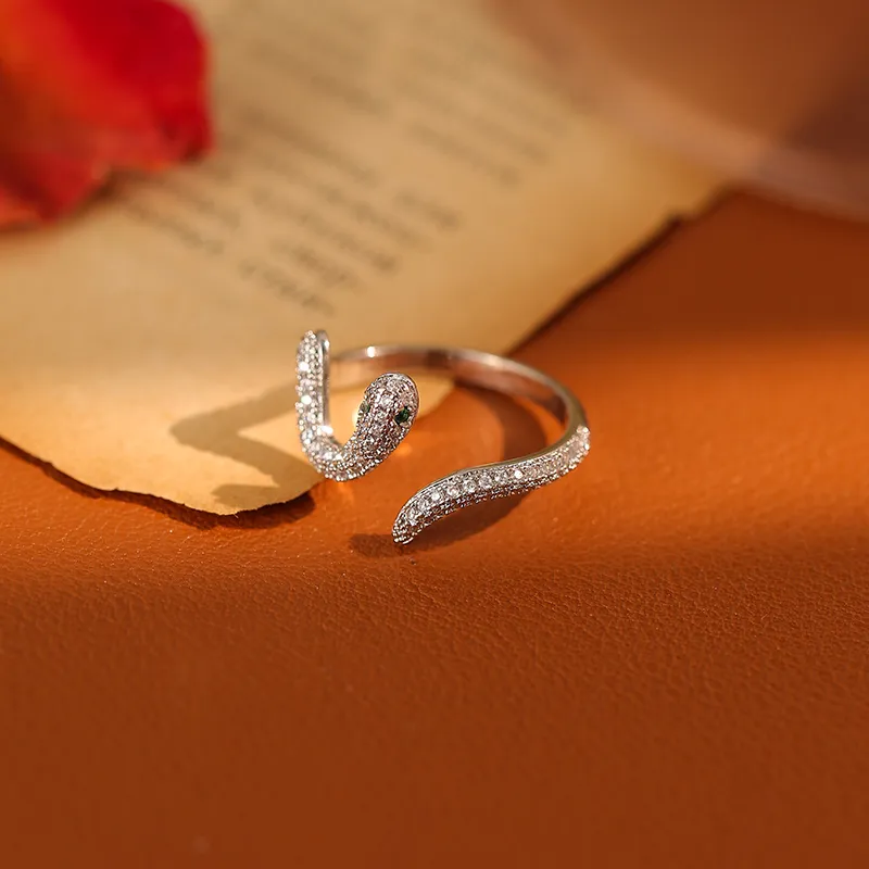 Zoo Jewel Copper Alloy Rings Unisex-1
