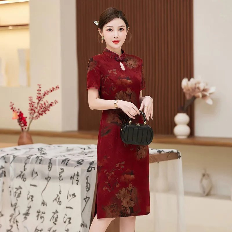 Yi Mengyuan Silk Short Sleeved Dress Women's Red-1
