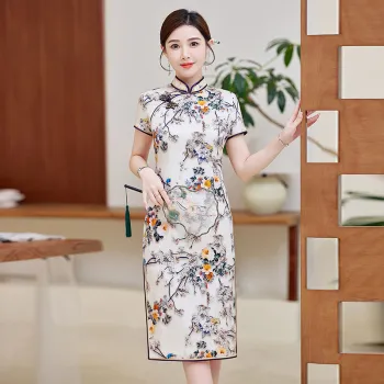 Yi Mengyuan Silk Short Sleeved Dress Women's Image Color