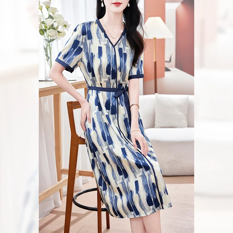 Yi Mengyuan Silk Short Sleeved Dress Women's Blue Rhythm-4