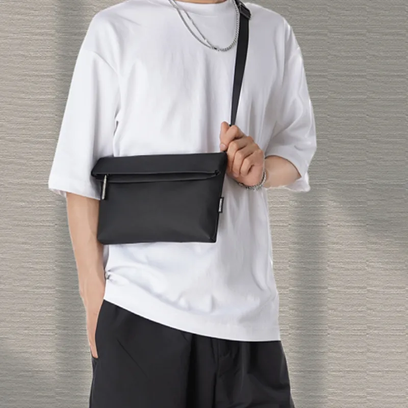 COLINS KEIRS Membrana Dermalis Crossbody Bag Unisex Black-2