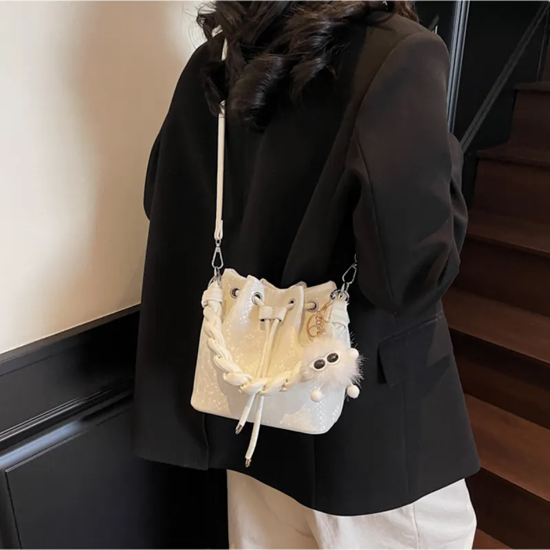 COLINS KEIRS PU Fashion Bag Everyday Commute Versatile One Shoulder Crossbody Handbag Regular Women's Ecru-1