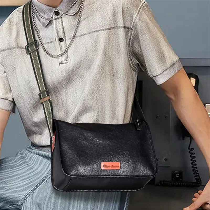 BISON DENIM Shoulder Bags Black-3