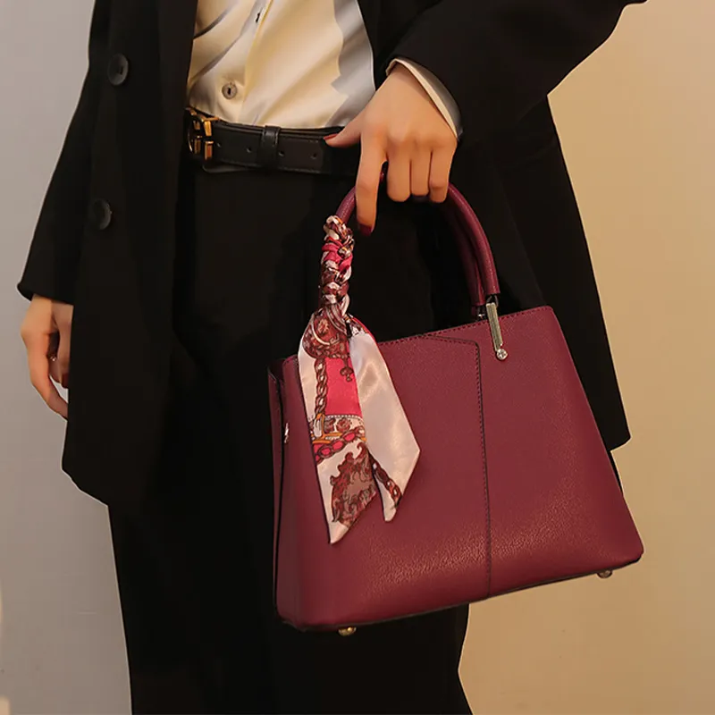 HAWA PU Handbag Medium Size Women's Black/Burgundy/Jasper-10