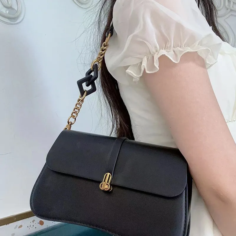 HAWA PU Shoulder Bag Small Square Bag Baguette Bag Crossbody Bag Shoulder Bag Medium Size Women's Black/Ecru/Apricot-4