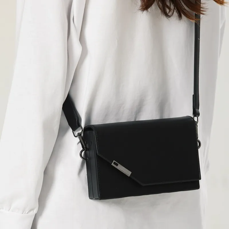 HAWA PU Box Bag Shoulder Bag Crossbody Bag Medium Size Unisex Black-1