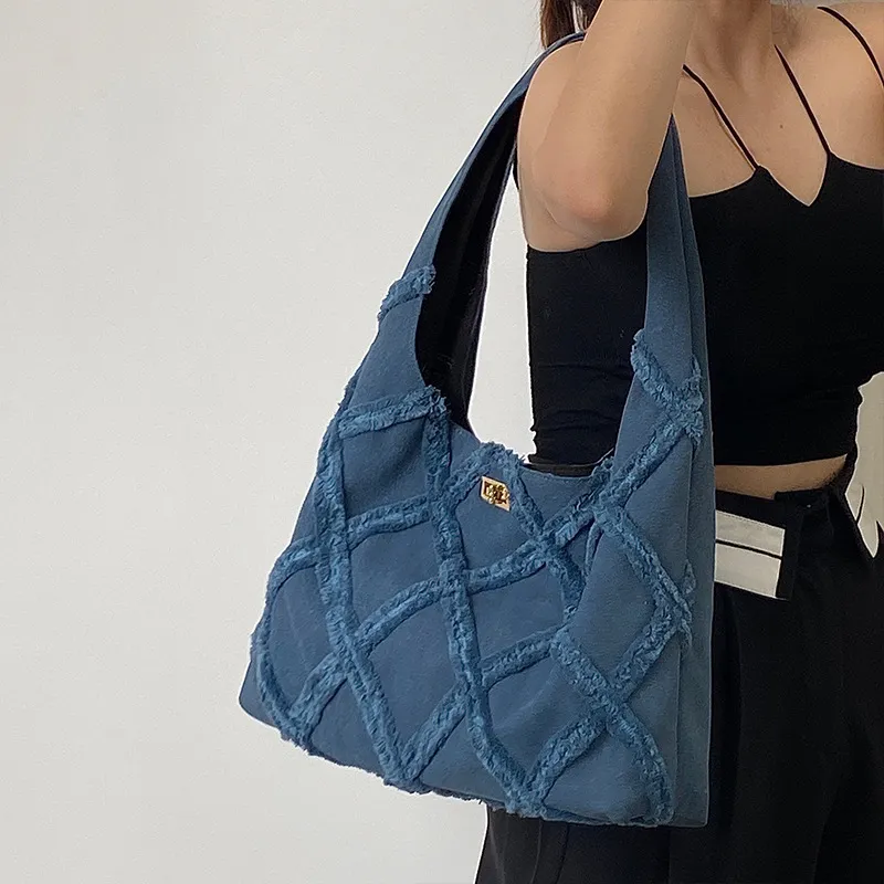HAWA Denim Shoulder Bag Medium Size Women's Blue-9
